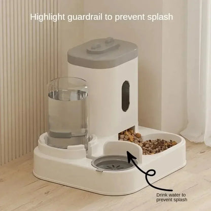 Automatic Feeder with 2L capacity